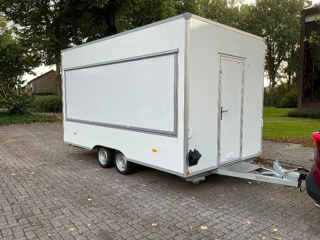 Verkoopwagen spoelwagen foodtruck 2021, Ophalen