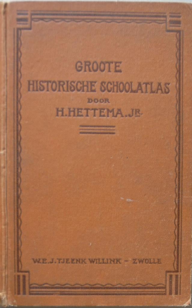 Groote Historische Schoolatlas - Hettema, Boeken, Gelezen, Overige atlassen, Ophalen of Verzenden, 1800 tot 2000