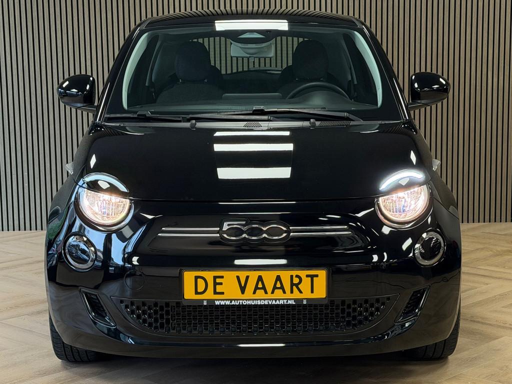 Fiat 500e Icon 42 kWh AUT. KEYLESS-GO NAVIGATIE STOELVERWARM, Auto's, Stof, 118 pk, Met garantie (alle), 4 stoelen