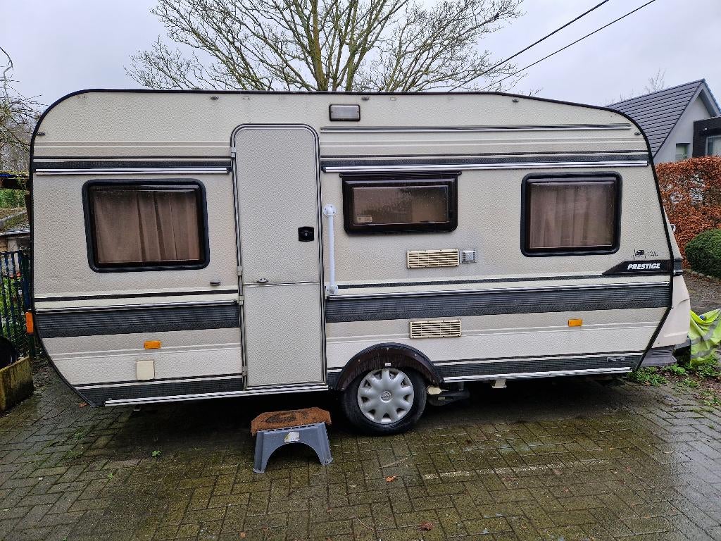 OLDTIMER CARAVAN HOBBY 430T 1988, Caravans en Kamperen, Caravans, Particulier, tot en met 4, 750 - 1000 kg, Standaardzit, Hobby
