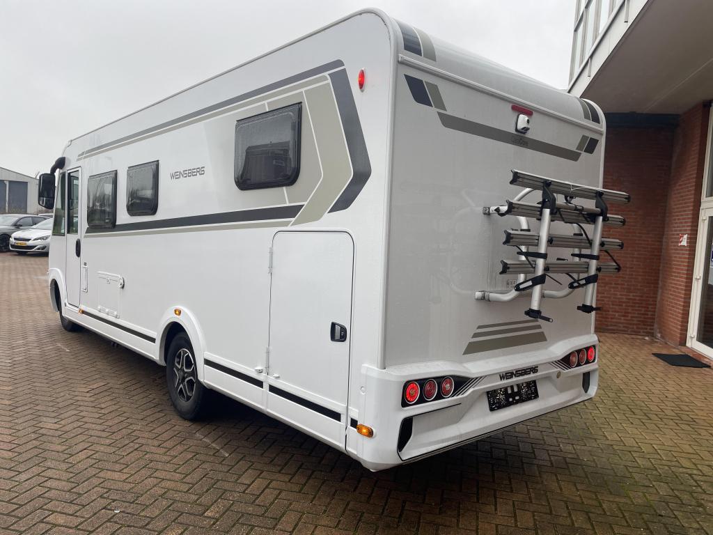 Weinsberg Caracore700 Meg Automaat 4pers, Ringverwarming, Diesel, Luifel, Overige merken