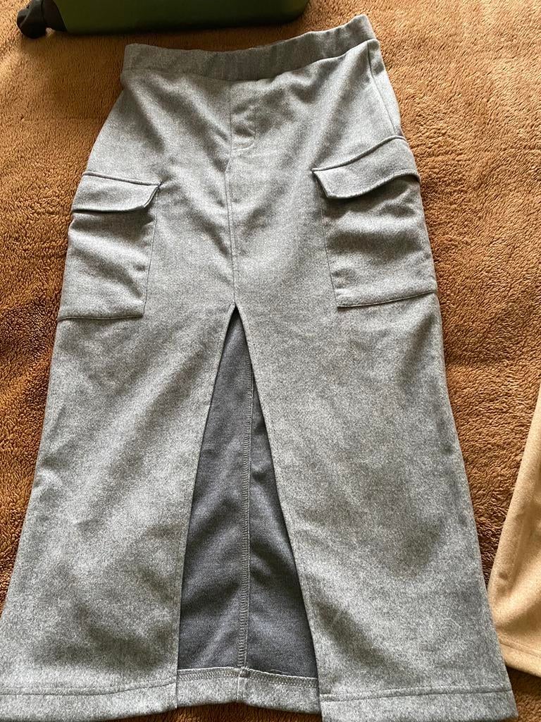 Nieuwe grijze rok, Ophalen of Verzenden, Zo goed als nieuw, Grijs, Boven de knie