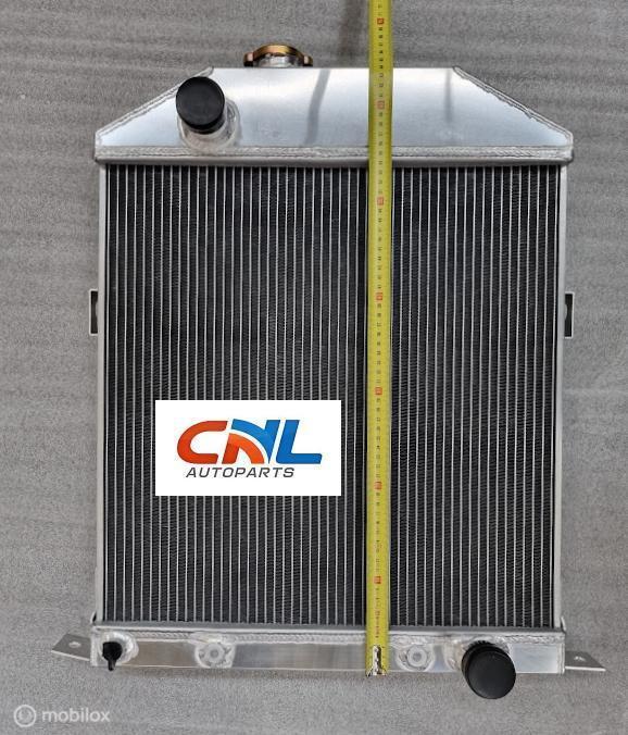Radiateur Ford Car w/Chevy V8 Aluminum Radiator 1942-1948, Auto-onderdelen, Nieuw, Ophalen of Verzenden