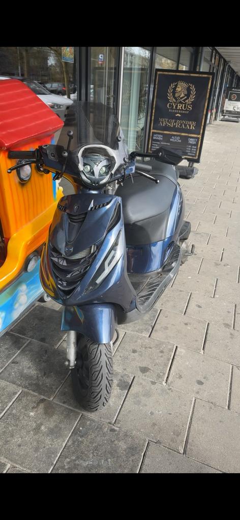Piaggio zip 125cc lc brom, Ophalen of Verzenden, Zo goed als nieuw, Benzine, Zip