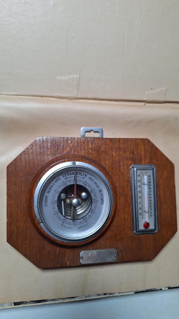 Schaesberg R.K.O.N.S 1953 Oude barometer plus thermometer, Ophalen of Verzenden