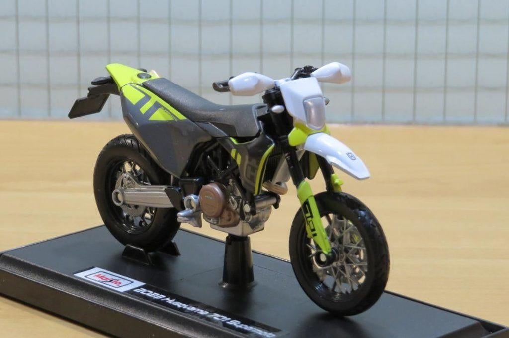 Husqvarna 701 supermoto 1:18 23091, Maisto, May Cheong Group France S.A.S., Nieuw, Ophalen of Verzenden