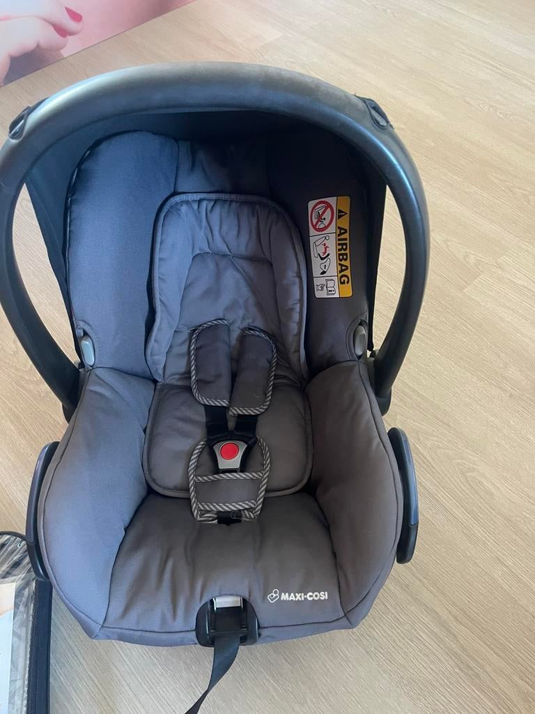 Maxi Cosi Citi + accessories, Kinderen en Baby's, Autostoeltjes, Ophalen, Autogordel, Zo goed als nieuw, 0 t/m 13 kg