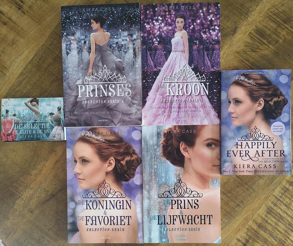 Complete Selectie Serie van Kiera Cass + extra boeken!, Ophalen of Verzenden, Zo goed als nieuw, Kiera Cass, Fictie