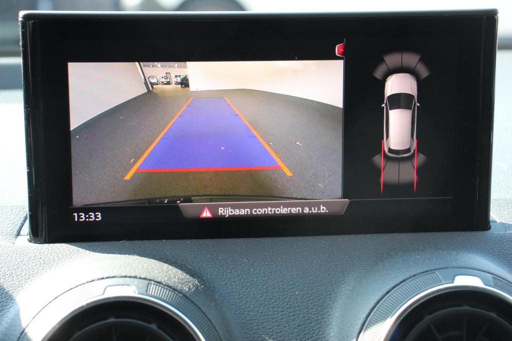 Audi Q2 35 TFSI 150pk S-tronic Prestige | Navigatie | Apple, Stof, 4 cilinders, 150 pk, Zwart