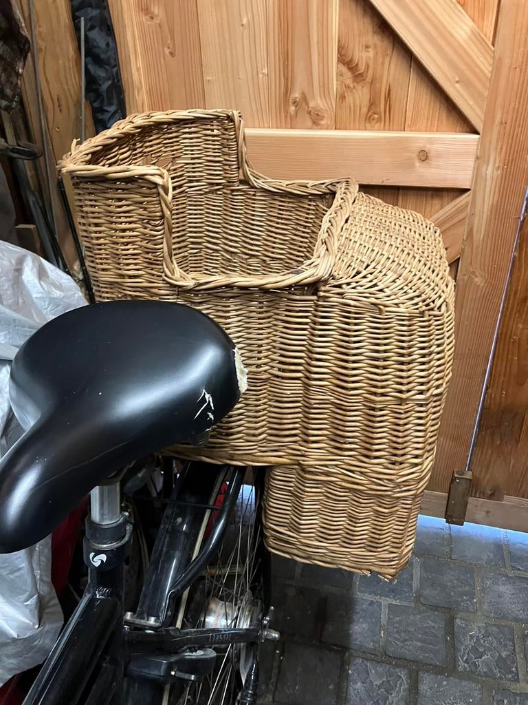 Vintage fietsstoeltje, Fietsen en Brommers, Fietsaccessoires | Fietsstoeltjes, Ophalen, Gebruikt, Achterzitje