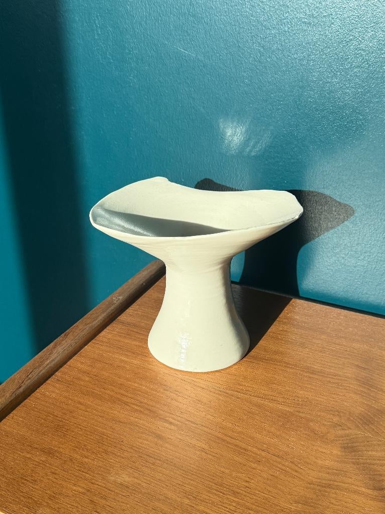 Vintage vaas Mobach Keramiek Utrecht | mid century, Huis en Inrichting, Overige kleuren, Aardewerk of Porselein, Ophalen of Verzenden