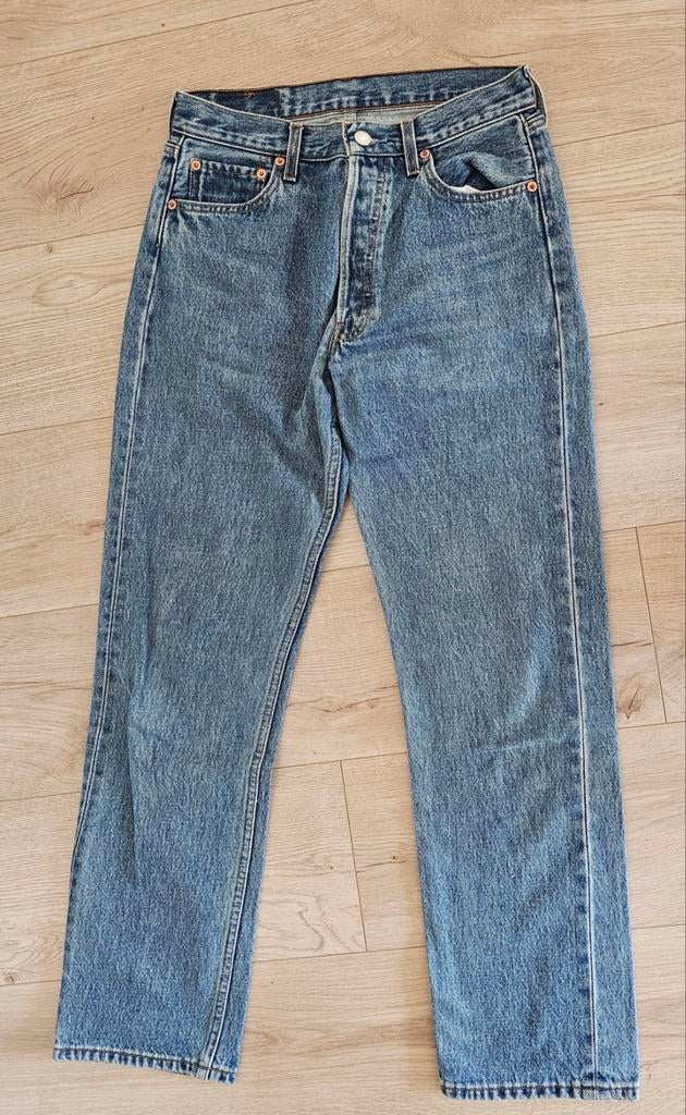 Levi's 501 Jeans - Klassieke Blauwe Denim (W30 L30), Blauw, Ophalen of Verzenden, W30 - W32 (confectie 38/40), Gedragen