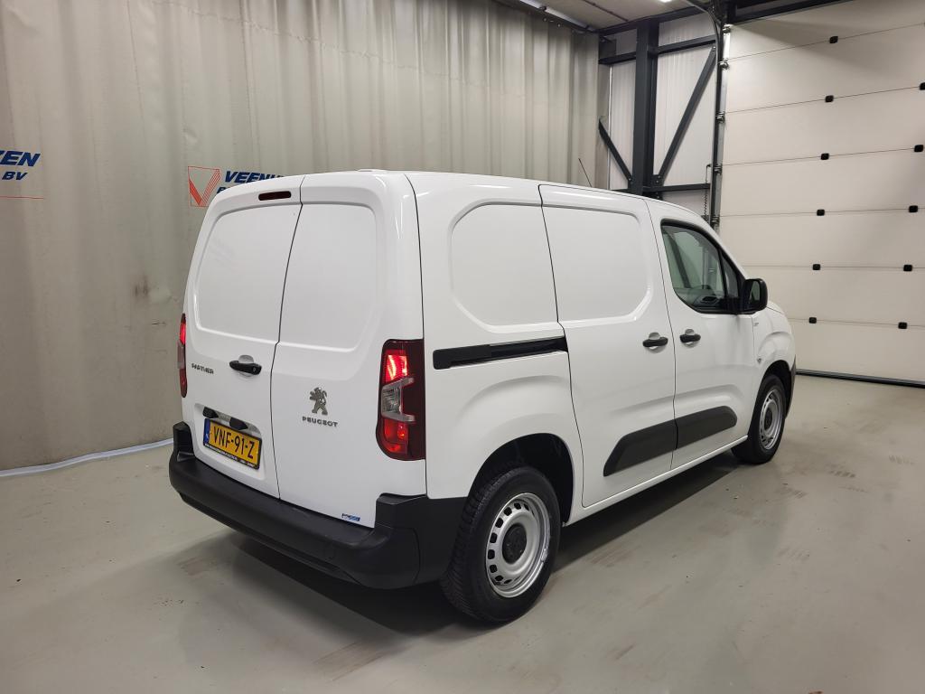 Peugeot Partner 1.2PureTech 111pk Benzine!, Voorwielaandrijving, 15 km/l, Gebruikt, Euro 6