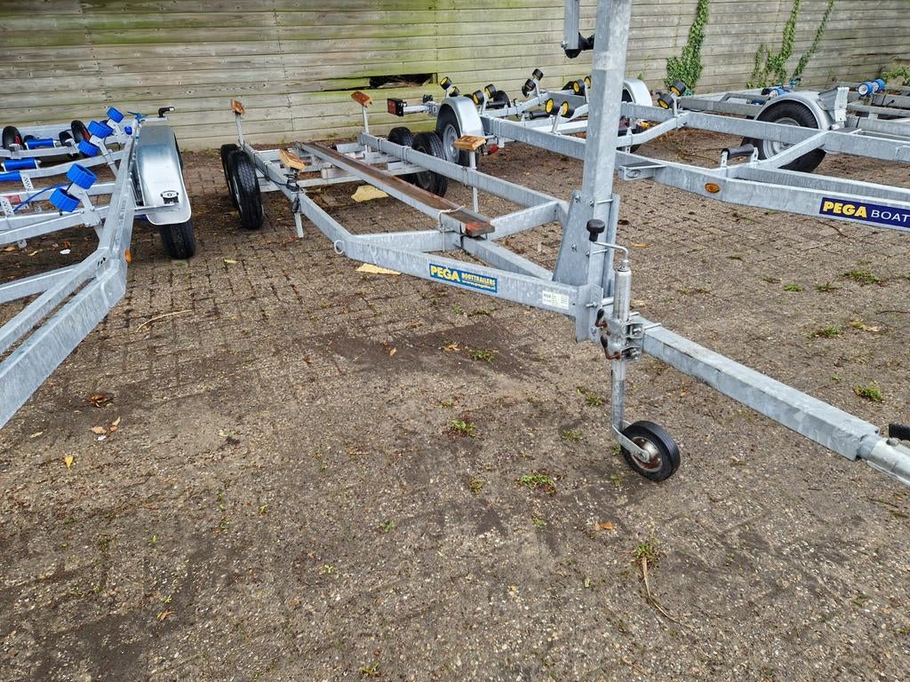 Pega ST 2000 stallingtrailer voor sloepen !!!, Ophalen, Gebruikt, 1500 tot 3000 kg, Sloepentrailer