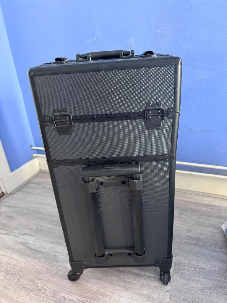 Make-Up trolley, Ophalen, Zo goed als nieuw, Zwart, Hardcase