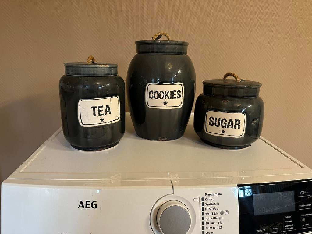 Riverdale voorraad potten, Ophalen of Verzenden, Zo goed als nieuw, Overige materialen, Pot, Bus of Blik