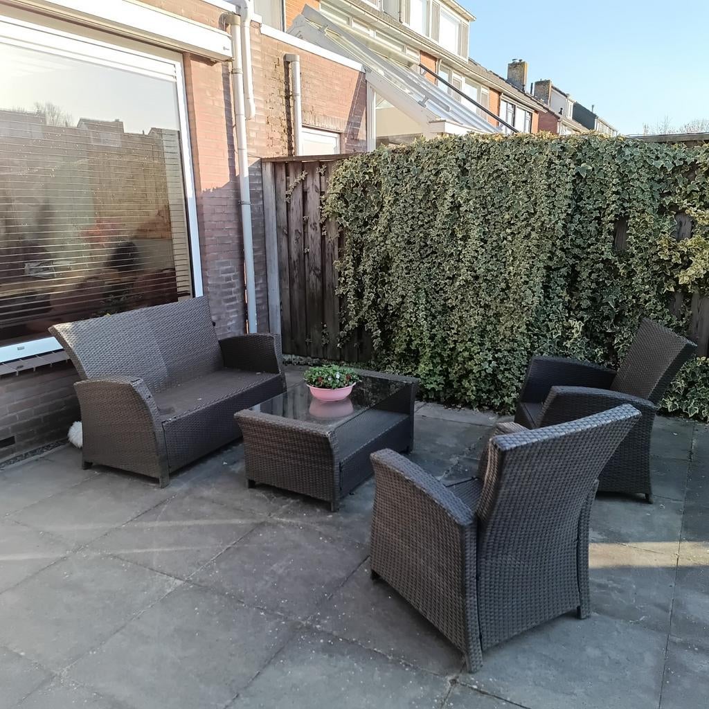 Tuinset kunststof bank, tafel en stoelen, Ophalen, 4 zitplaatsen, Kunststof, Gebruikt