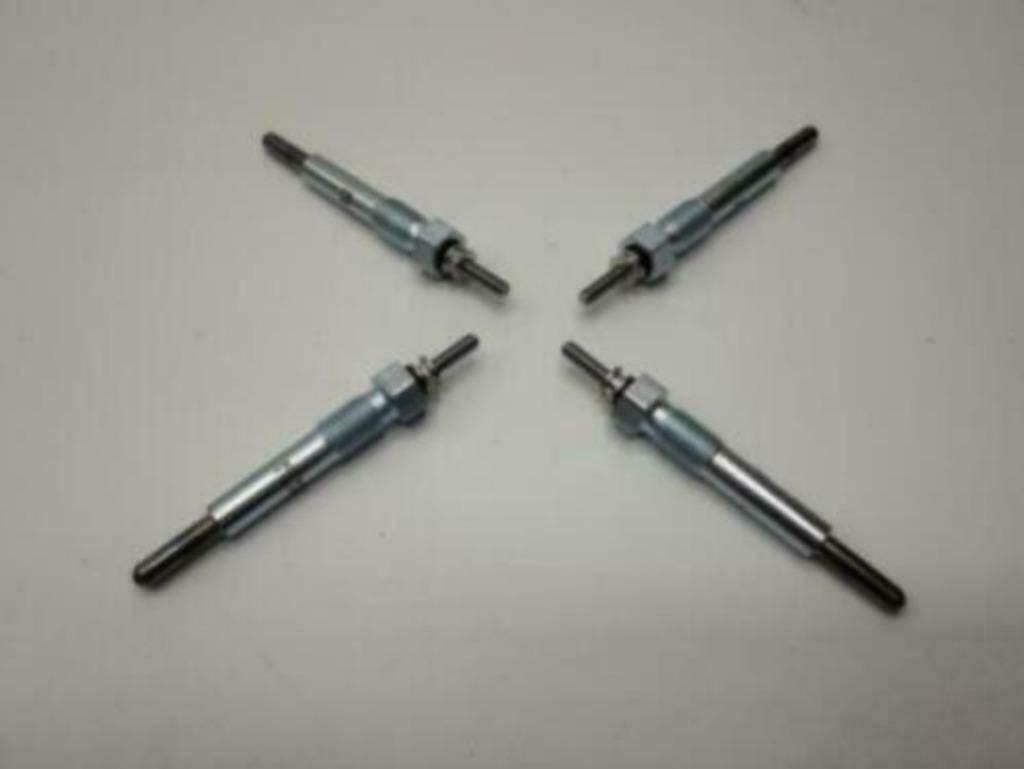 Gloeibougies Mitsubishi Pajero Turbo Diesel Nieuw, Ophalen of Verzenden, De Rie Automaterialen, Info@derieautomaterialen.nl, Kaardebol 2