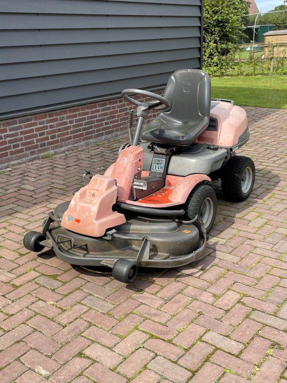 Husqvarna R15-V2 + 112cm grasmaaier, Gebruikt, Info@husvarna.nl, Hulstraat 20
1327 HA  Almere, NL, Husqvarna Nederland B.V.