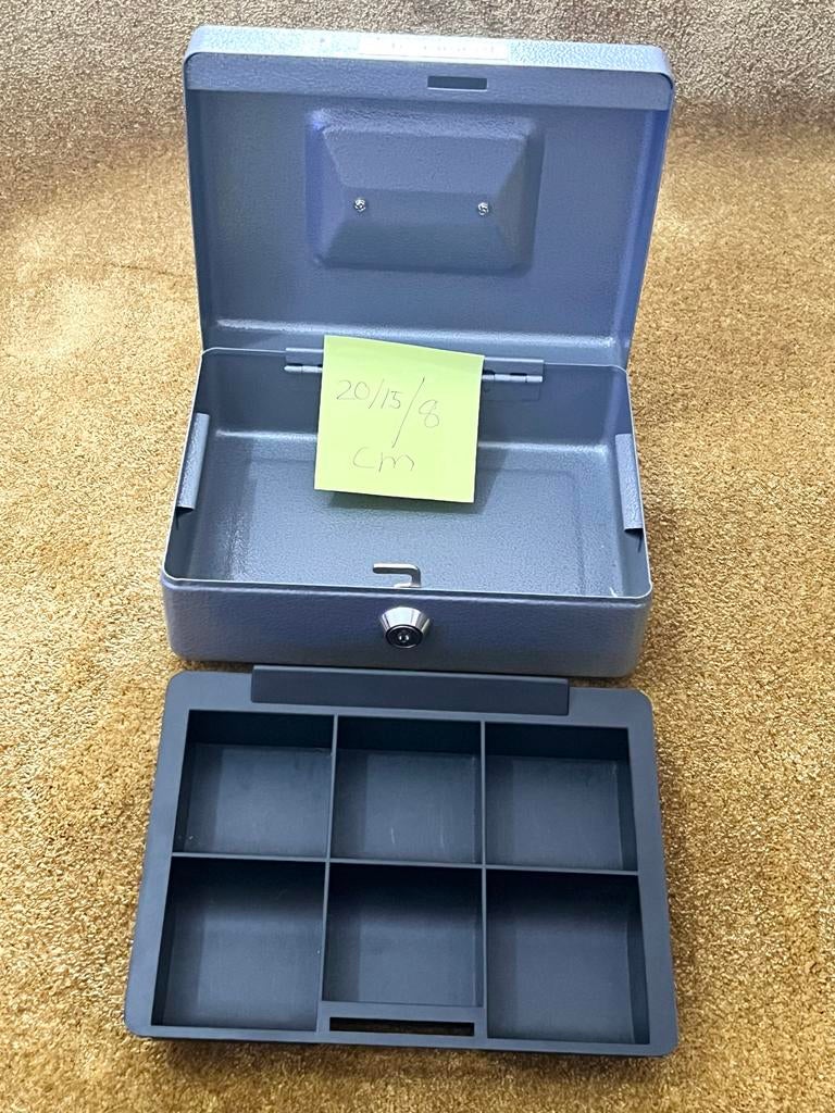 Beaumont Geldkistje met Sleutel - 20x15x9 cm, Ophalen of Verzenden, Gebruikt, Brandkast