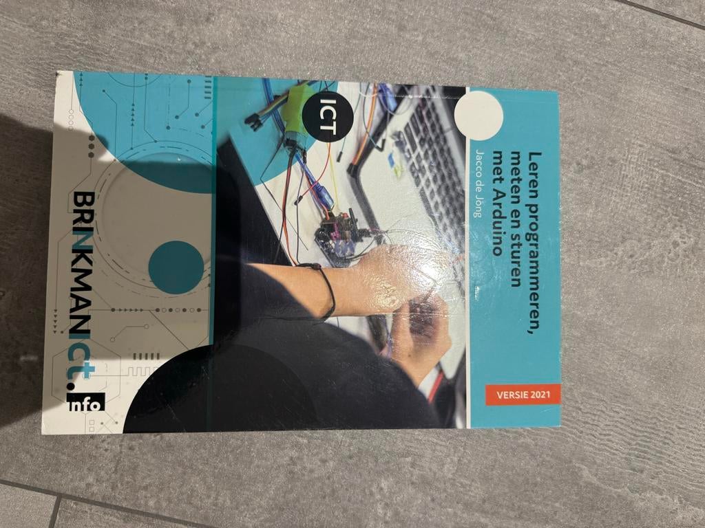 Leren programmeren, meten en sturen met Arduino, Ophalen of Verzenden, Gelezen, Programmeertaal of Theorie