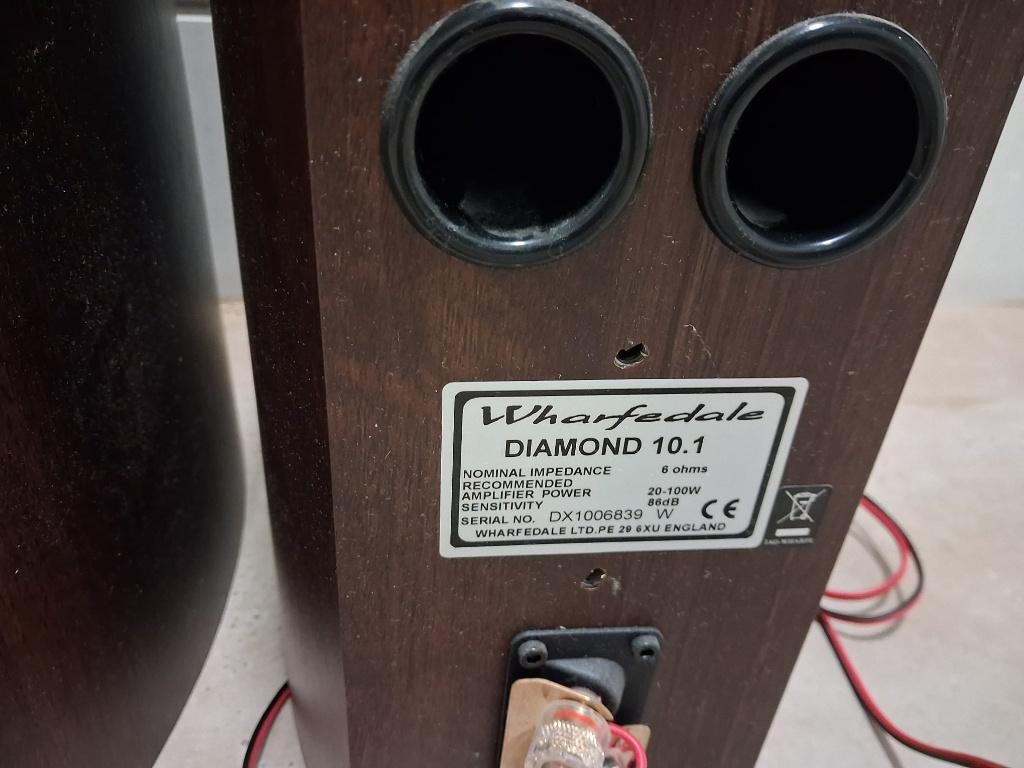 Wharfedale 10.1 luidsprekers, Gebruikt, 60 tot 120 watt, Front, Rear of Stereo speakers, Ophalen