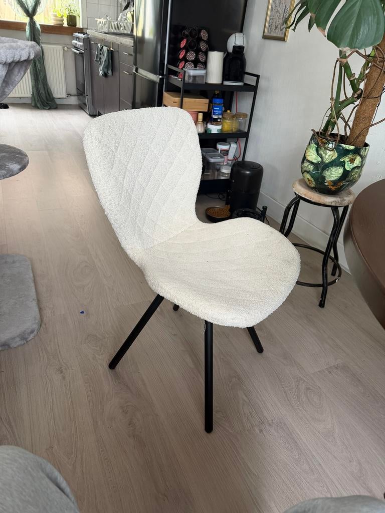 Set van 2 Witte Teddy Stoelen, Ophalen, Twee, Wit, Zo goed als nieuw