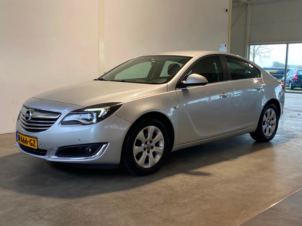Opel Insignia 1.6 T 170PK Automaat Trekhaak Xenon/Led, Euro 5, Gebruikt, 4 cilinders, Bedrijf