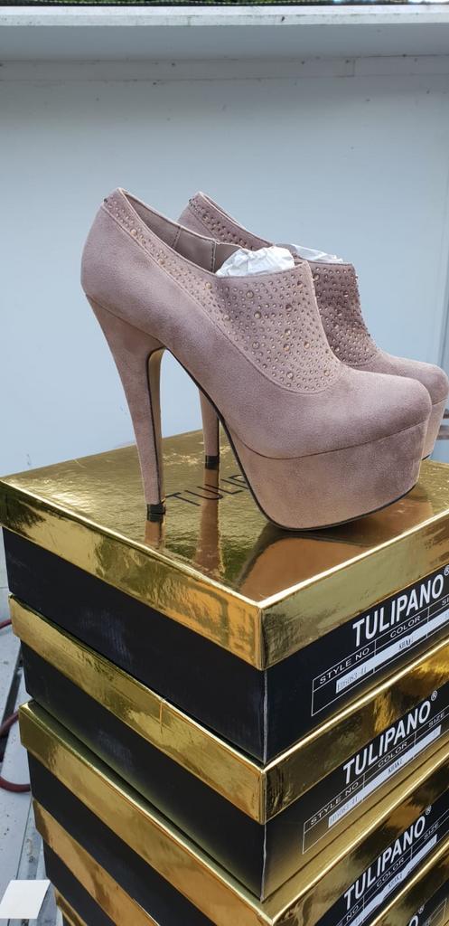 SEXY HEELS MET RITS MAAT 35 TOT 40 NIEUW, Ophalen of Verzenden, Nieuw, Zwart