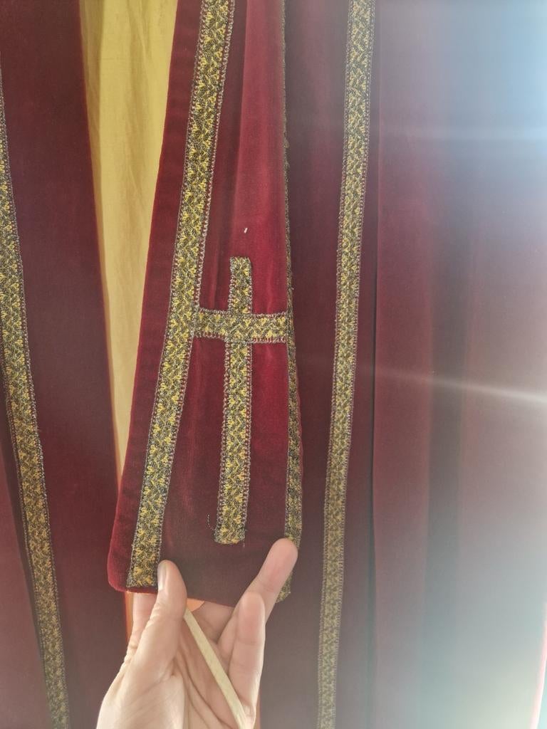 Sinterklaas pak - 1.32m lang, Diversen, Sinterklaas, Ophalen of Verzenden, Gebruikt