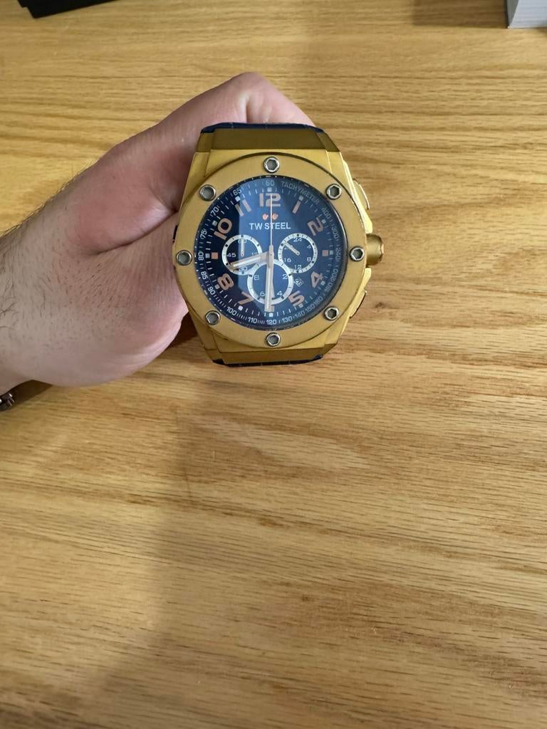 TW steel CE4004, Ophalen of Verzenden, Zo goed als nieuw, Leer, Overige merken