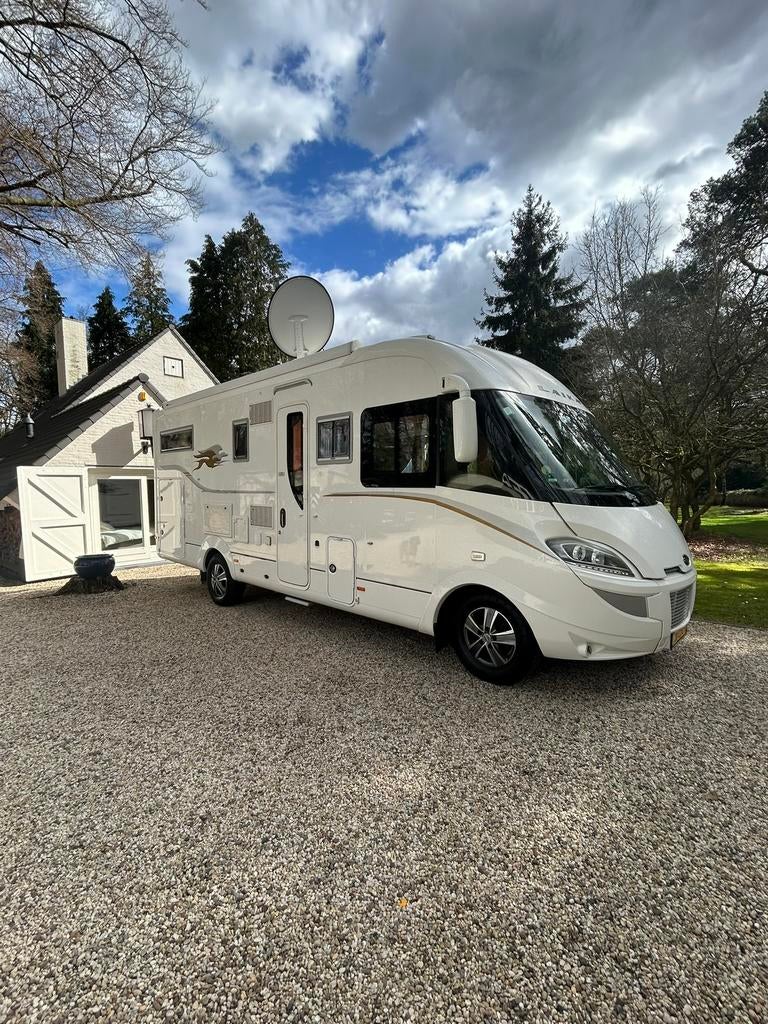 Hymer/Laika Kreos 7009 bj2012 180pk automaat enkele bedden!!, Achteruitrijcamera, Luifel, Fiat, Vloeistofverwarming