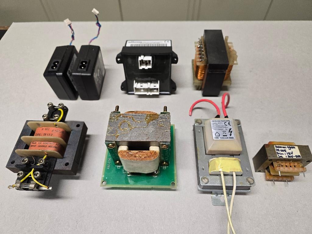 Diverse transformators 8 st., Ophalen of Verzenden, Gebruikt