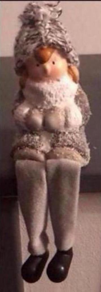 Leuk decoratief beeldje, mogelijk een winter meisje, Ophalen, Zo goed als nieuw