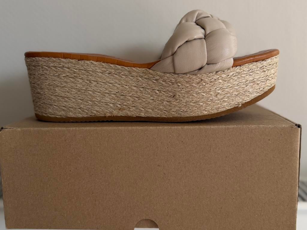 Beige shabbies maat 41, Slippers, Beige, Ophalen of Verzenden, Zo goed als nieuw