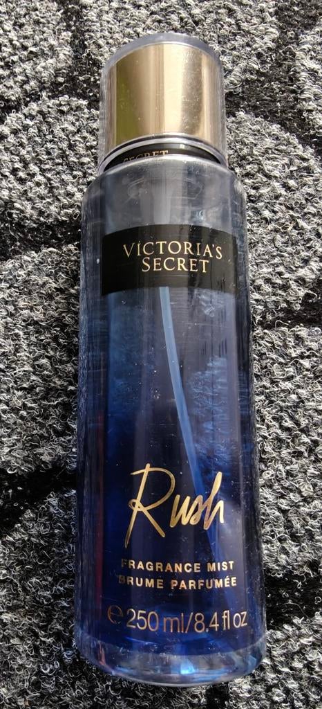 Victoria's Secret Rush Fragrance Mist 250ml, Ophalen of Verzenden, Zo goed als nieuw