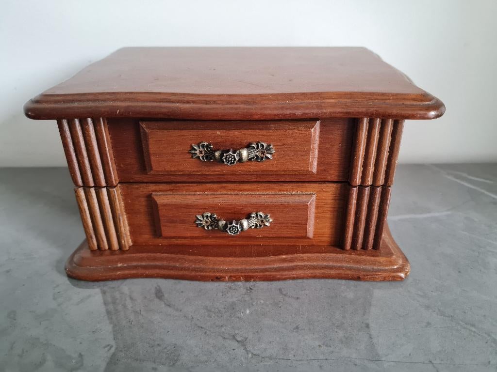 Uniek juwelenkistje in de vorm van commode - sieradenkistje, Ophalen of Verzenden, Huis en Inrichting