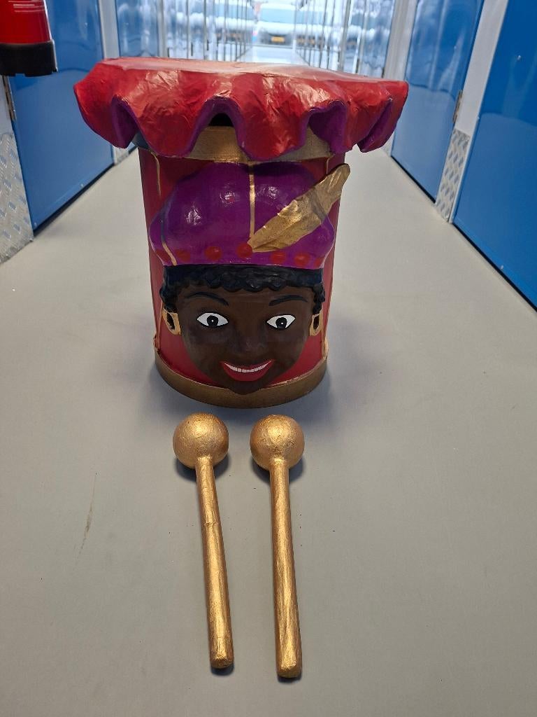 V&d etalage pieten trommels ( groot ), Diversen, Ophalen of Verzenden, Zo goed als nieuw