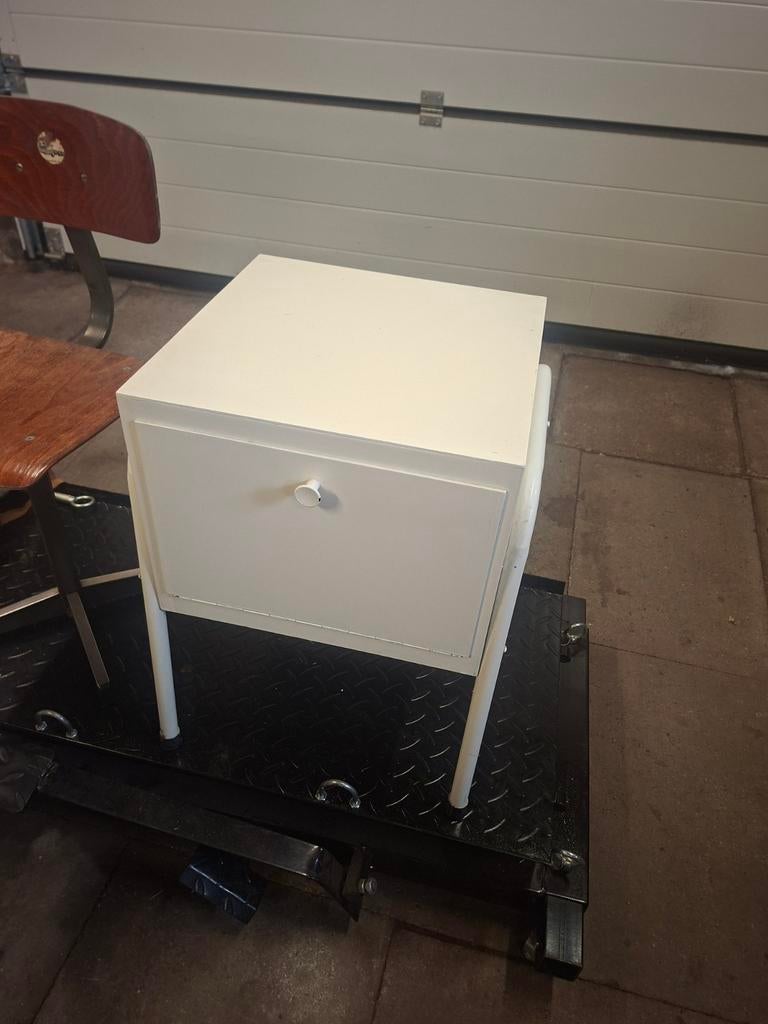 Ziekenhuis nachtkastje, Ophalen of Verzenden, Minder dan 45 cm, 55 tot 70 cm