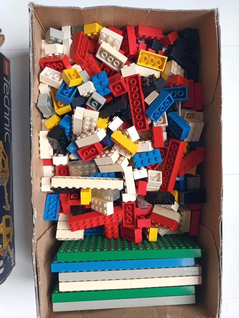 Lego partij, Ophalen