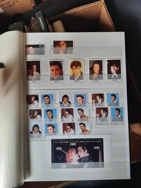 Elvis Presley postzegels, Verzamelen, Ophalen of Verzenden, Nieuw, Boek, Tijdschrift of Artikel