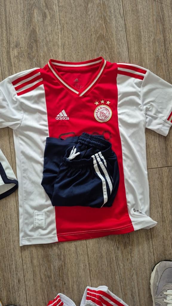 Voetbal pakjes echte, Sport en Fitness, Voetbal, Maat XS of kleiner, Ophalen of Verzenden