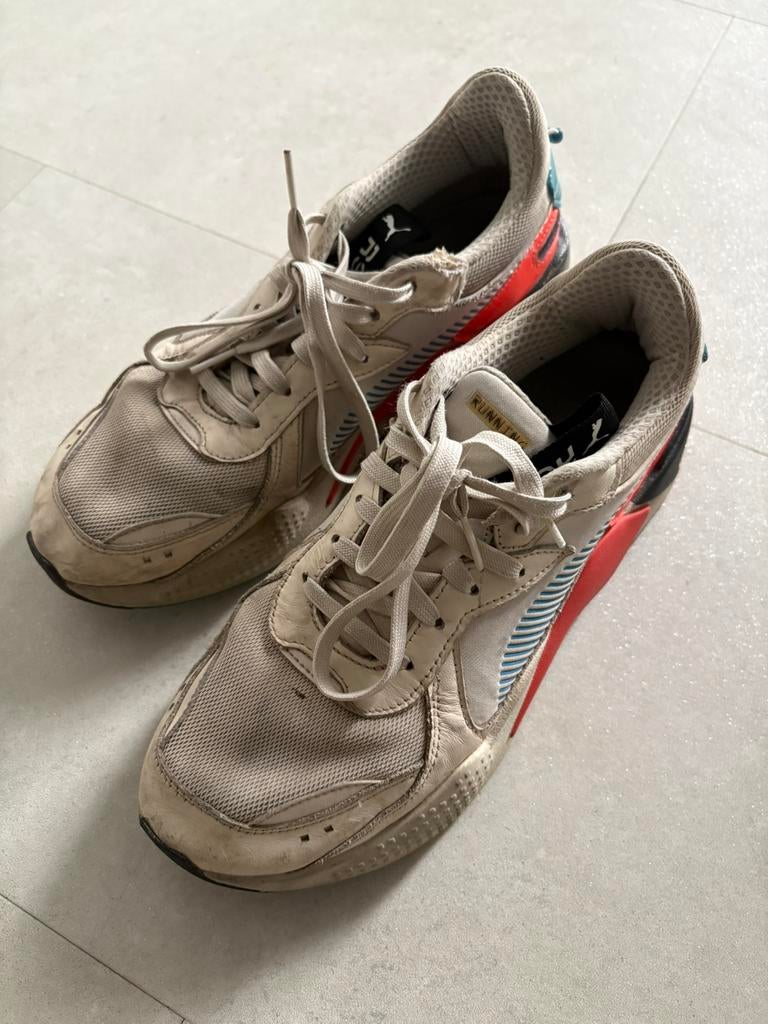 Sneakers Schoenen Puma Maat 42 Jongens Heren Gratis, Ophalen, Overige kleuren, Sneakers of Gympen, Zo goed als nieuw