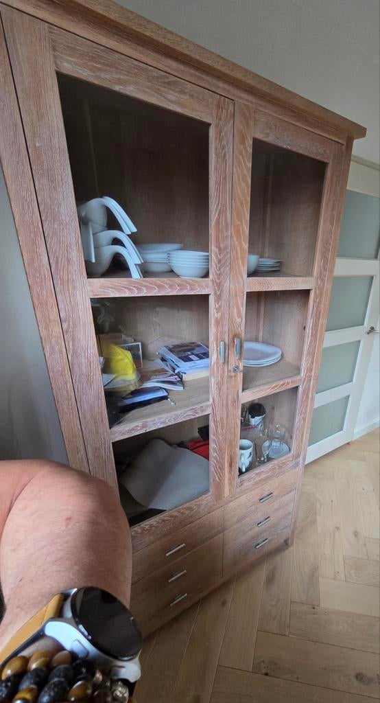 Fijne vitrinekast met 3 schuiflades., Huis en Inrichting, Kasten | Vitrinekasten, Glas, Gebruikt, Met lade(s), 150 tot 200 cm