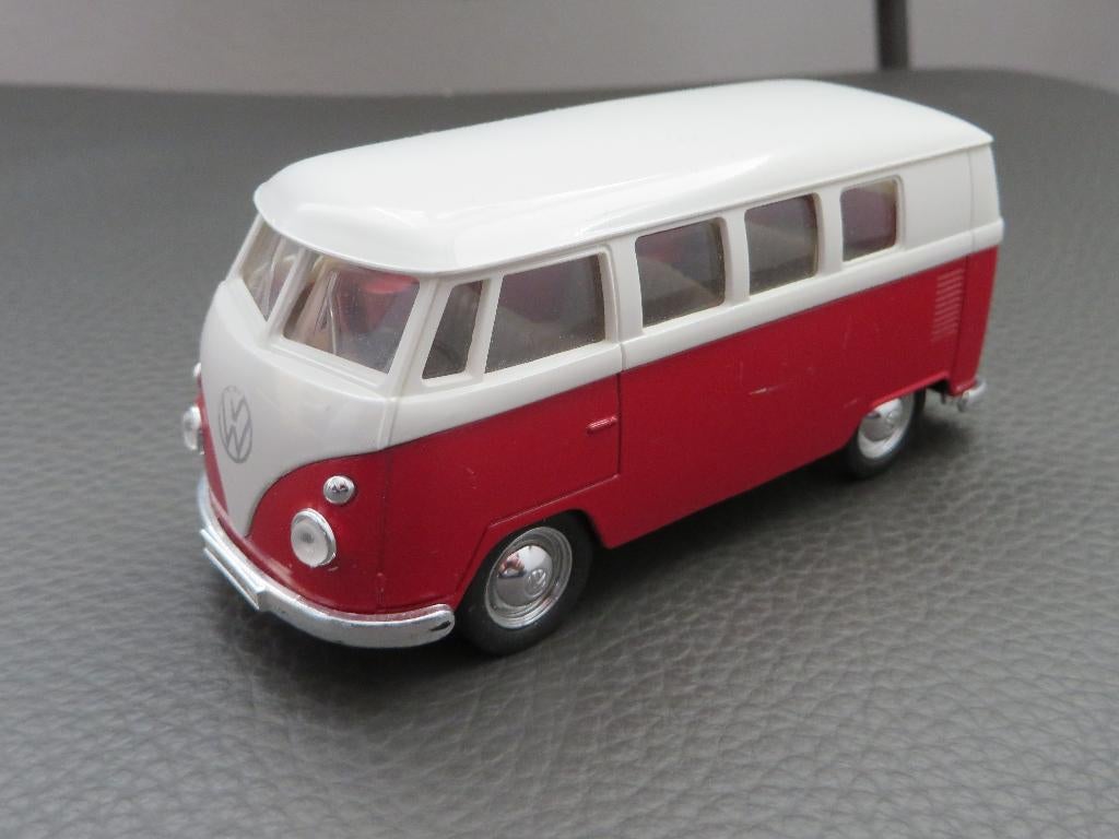 Welly Volkswagen Bus T1 Spijltje Rood-Wit 11cm, Ophalen of Verzenden, Zo goed als nieuw, Auto, Overige merken