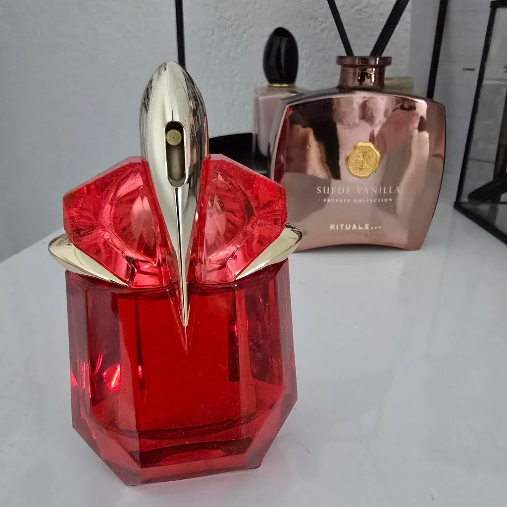 Alien origineel, Ophalen, Zo goed als nieuw, Parfumfles