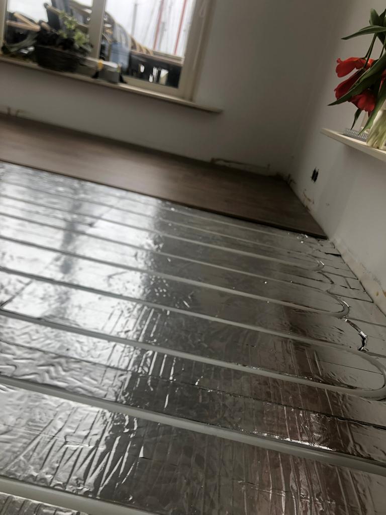 vloerverwarming op houten vloer 25 mm laminaat er over, Overige kleuren, Overige typen, Nieuw, Ophalen of Verzenden