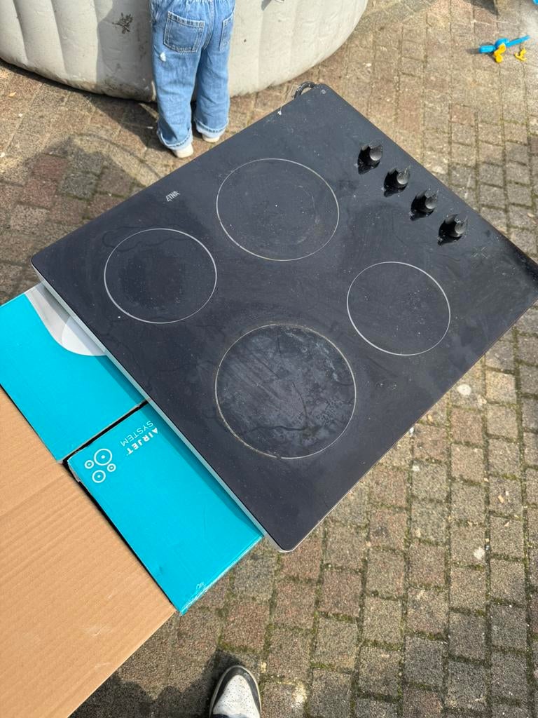 Inductiekookplaat, Zo goed als nieuw, Inbouw, Inductie, 4 kookzones