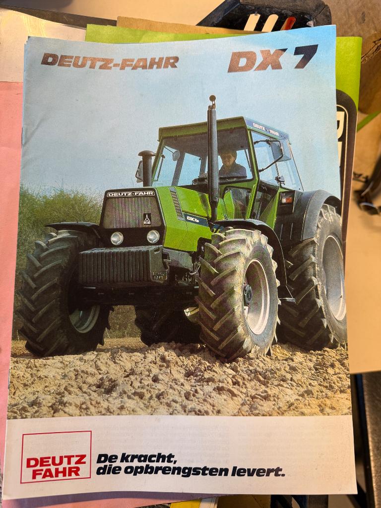 Folder deutz dx 7., Boeken, Ophalen of Verzenden, Zo goed als nieuw, Folder