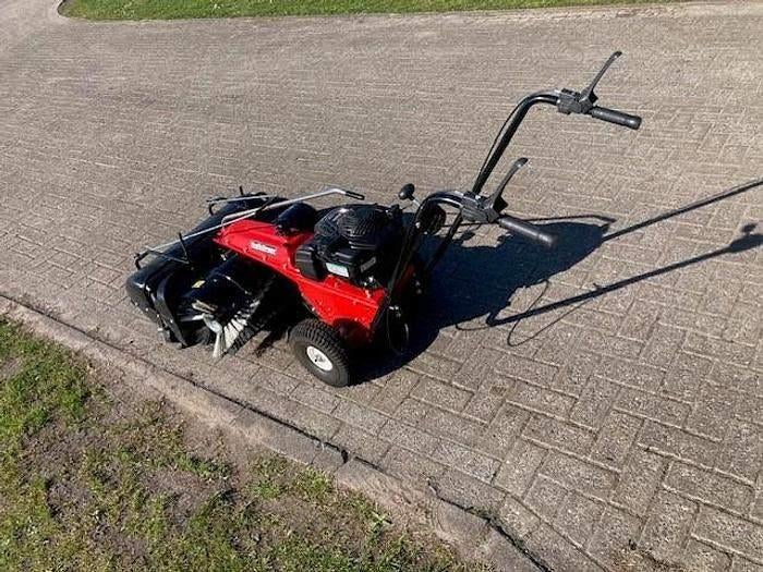 Tielburger veegmachine – gebruikt, direct inzetbaar, Ophalen of Verzenden, Gebruikt